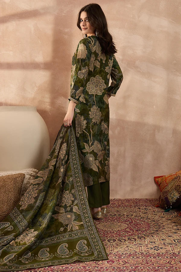 Greens Silk Blend Floral Printed Straight Kurta Trousers With Dupatta