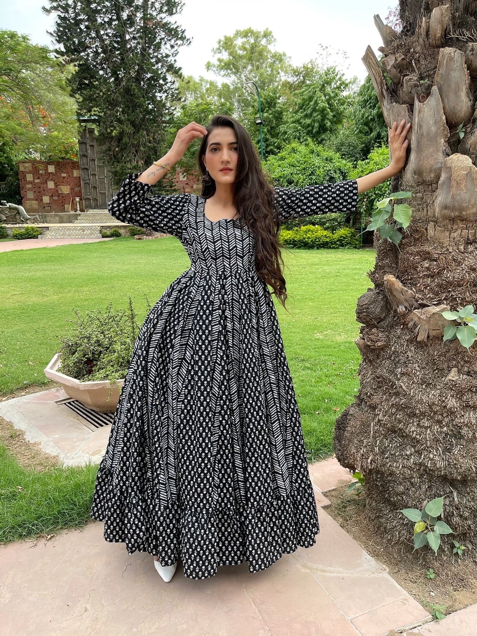 Black Solid Print Cotton Dress - DWEEP SARA