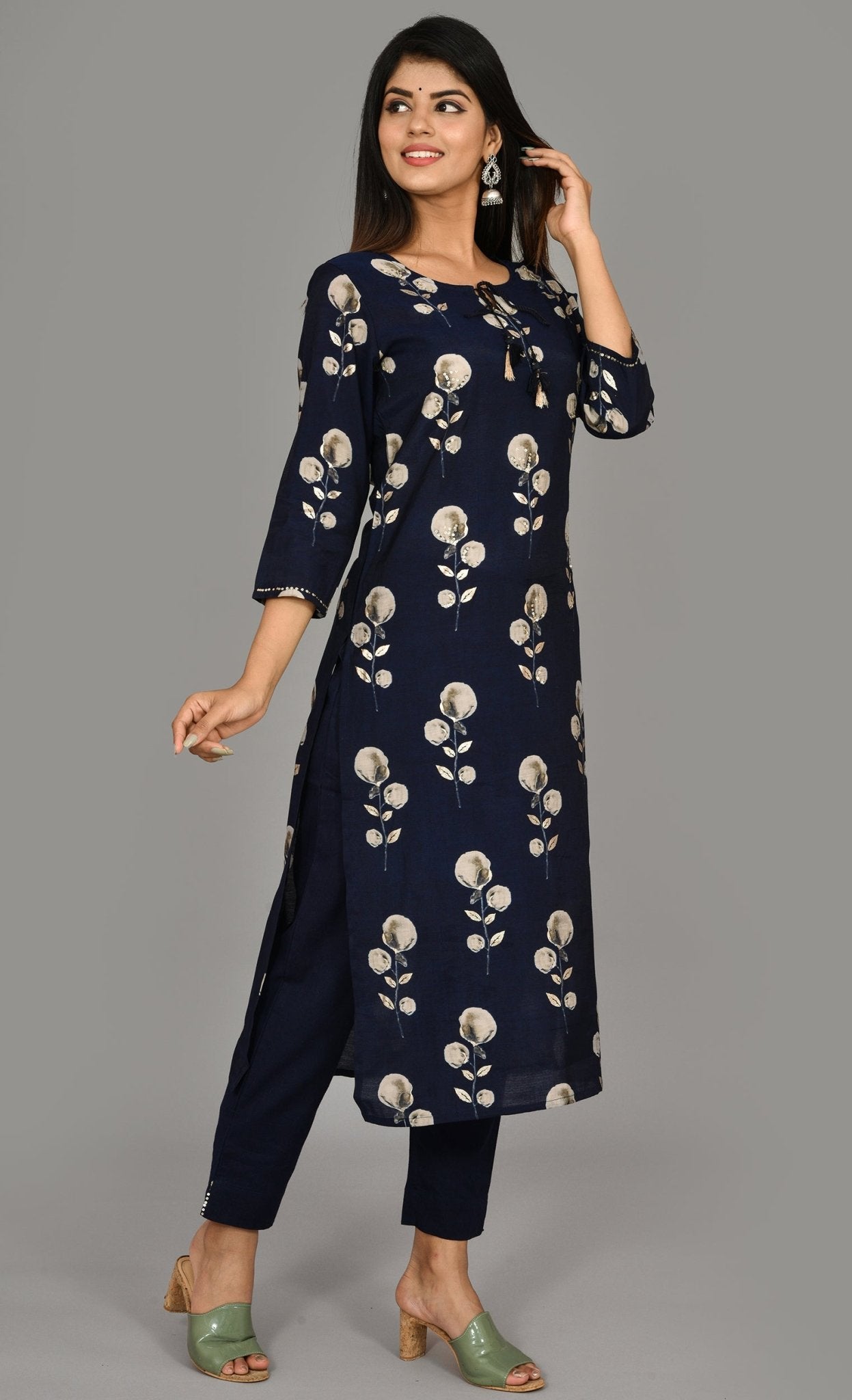 BLUE EMBELLISHMENT KURTA SET - DWEEP SARA