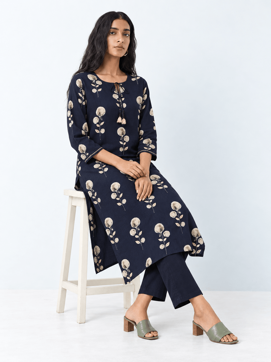 BLUE EMBELLISHMENT KURTA SET - DWEEP SARA