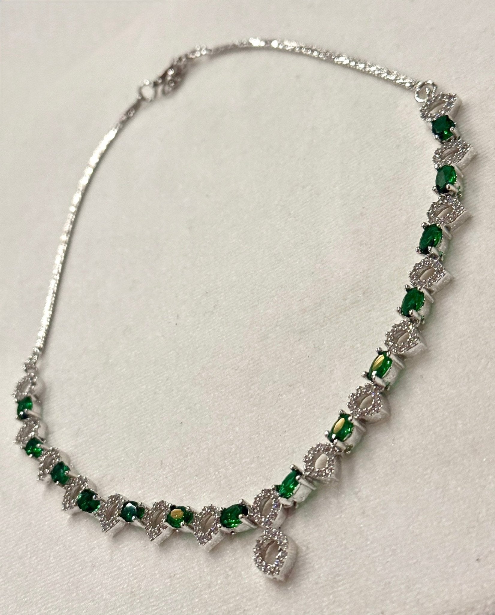 Green AD Stone Crystal Jewelry Set - DWEEP SARA