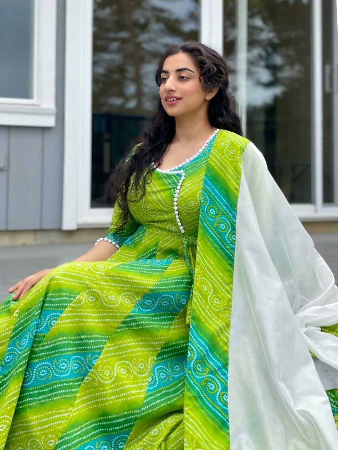 GREEN BANDHEJ SUIT SET - DWEEP SARA