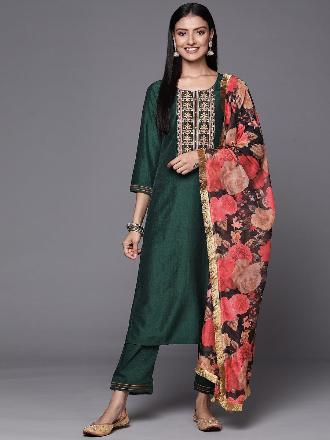 Green Embroidered Silk Blend Suit With Floral Dupatta - DWEEP SARA