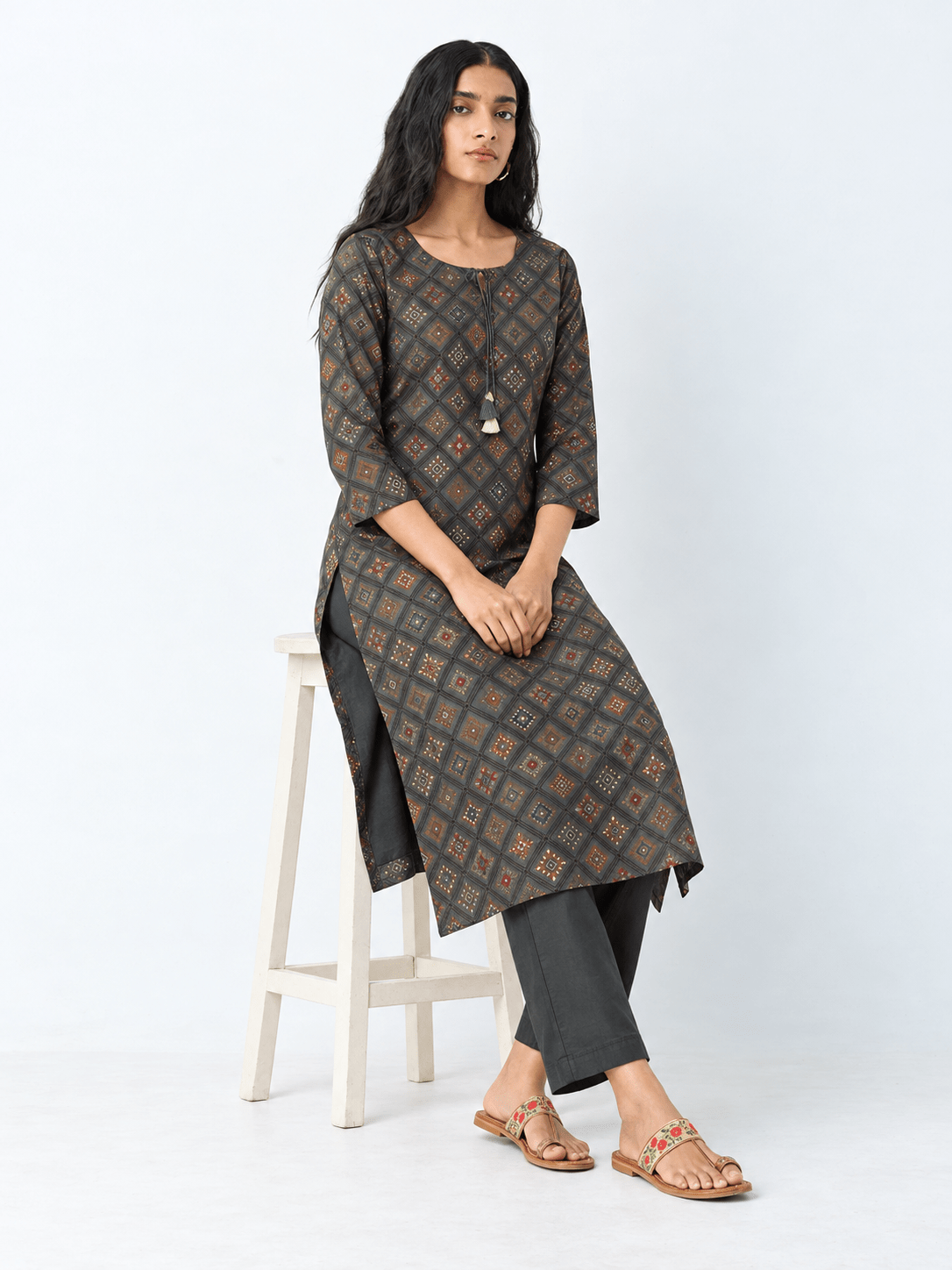GREY PRINTED MODAL SILK SUIT SET - DWEEP SARA