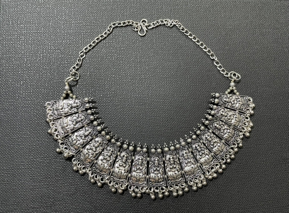 Silver handcrafted choker . - DWEEP SARA
