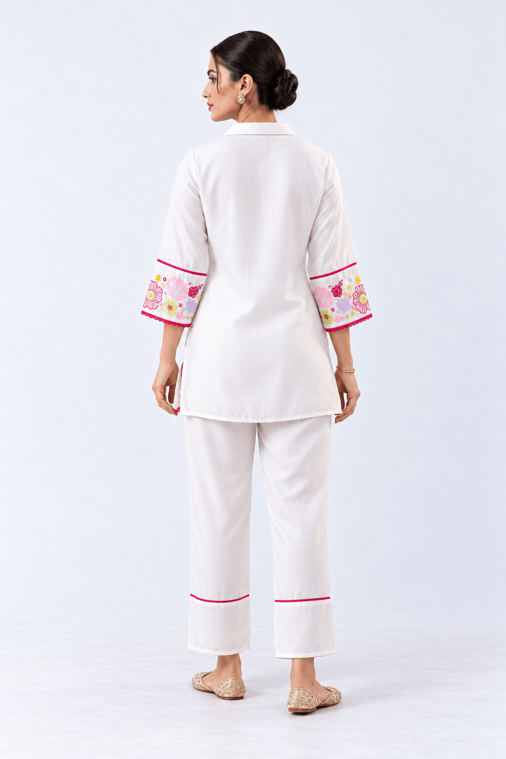 White Viscose Bloom Tassel Kurta Co-Ord Set - DWEEP SARA
